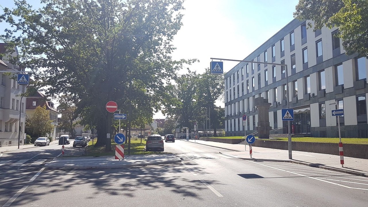 Fußgängerüberweg Weiden Gericht Schule Gustl-Lang-Schule Augustinus Gymnasium Zebrastreifen_Sebastianstraße-02