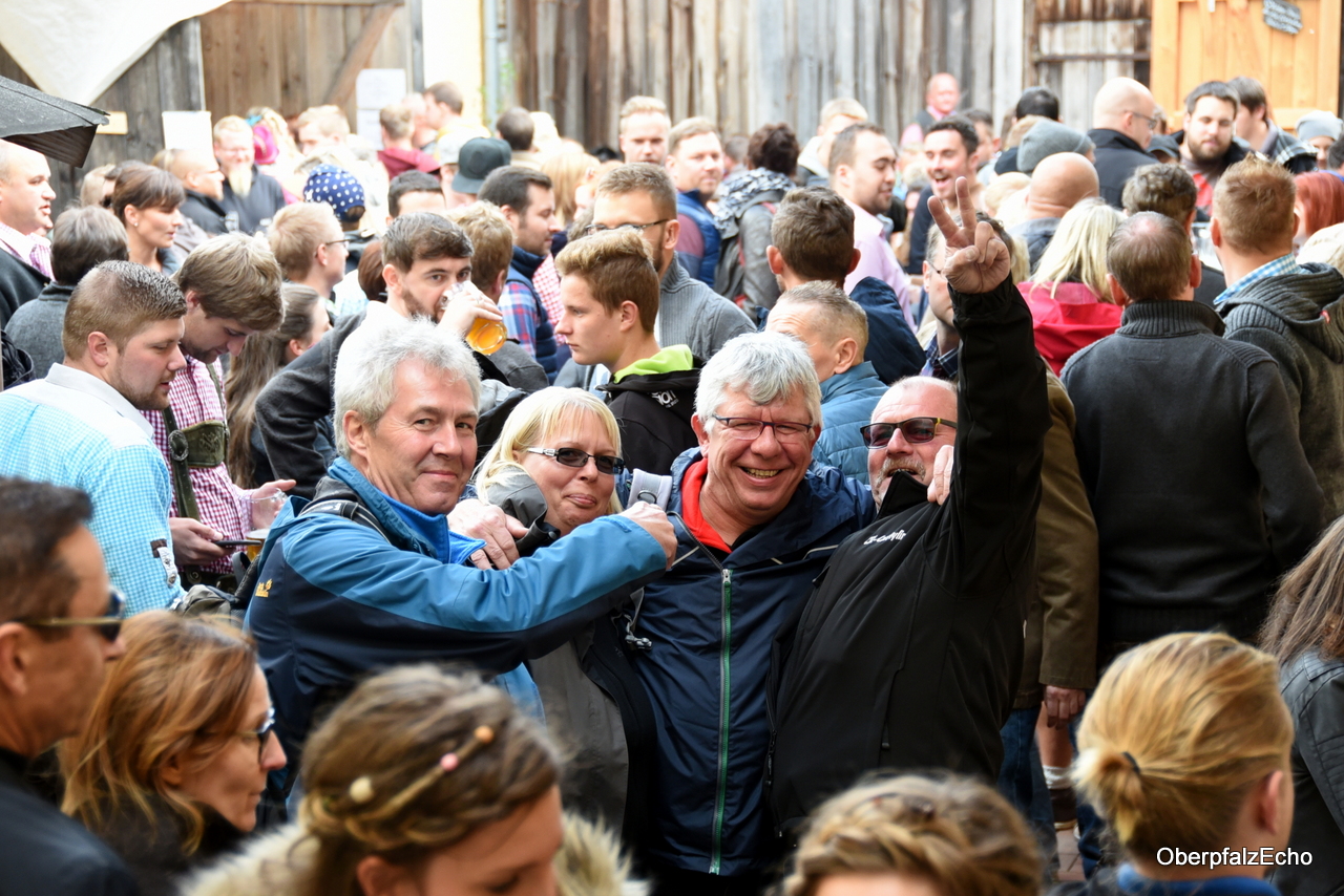 Zoigl Kommunbrautag Neuhaus 2016 17