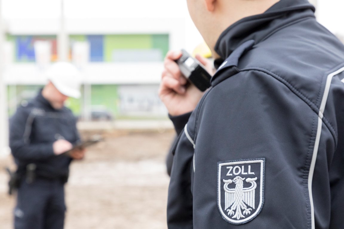 Zoll Kontrolle Symbol Symbolbild