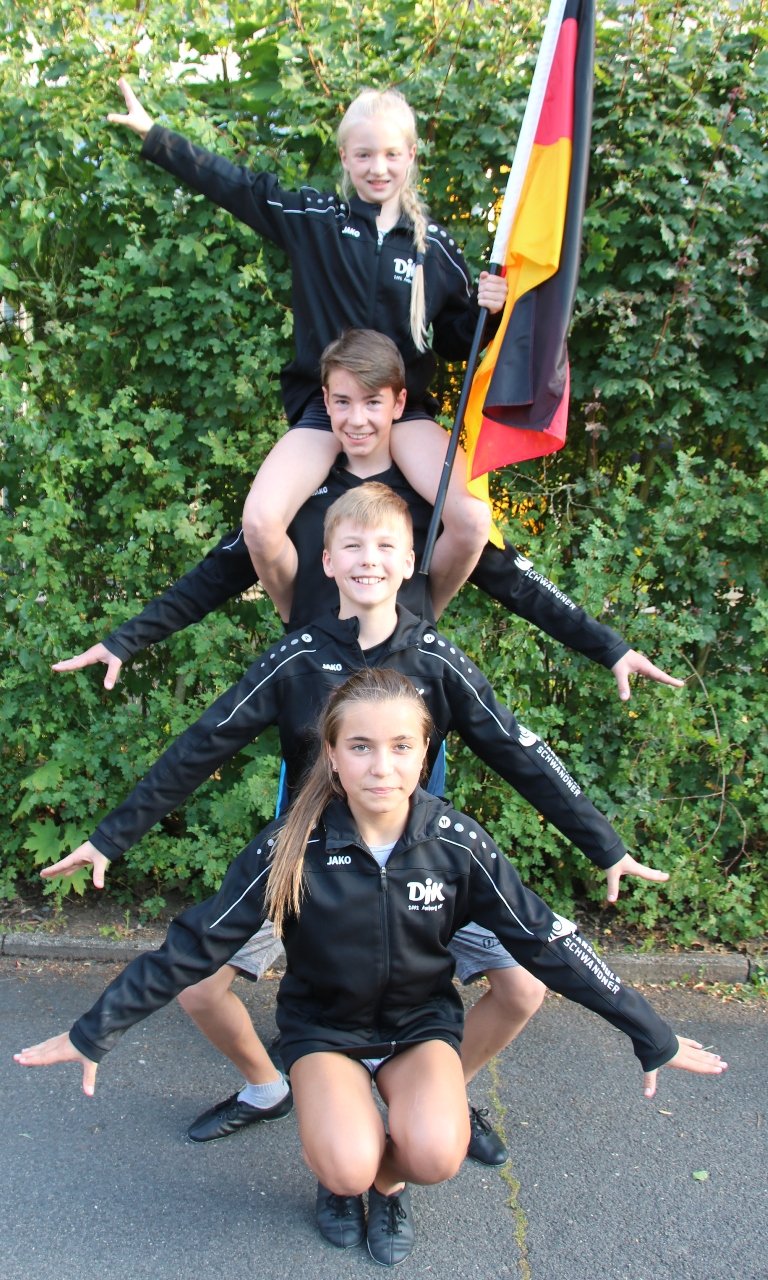 Zwicklparty mit Schlager- und Oldienacht Wurz O'Schnitthalle 1