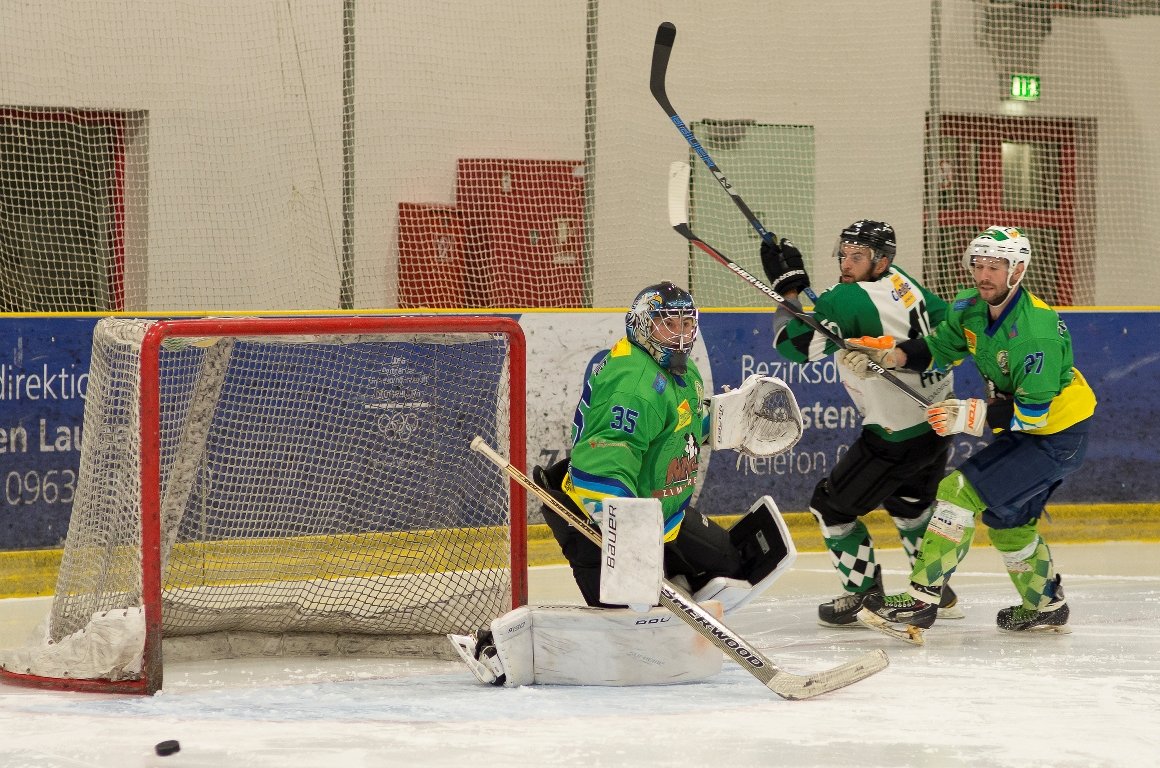 ehc_vs_waldkirchen_2017_10_29 Bild Peter Wölfle