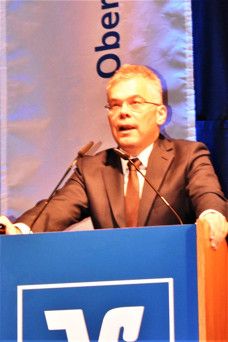 Mitgliedertag der Raiffeisenbank Oberpfalz NordWest mit dem Mentalisten Jakob Lipp