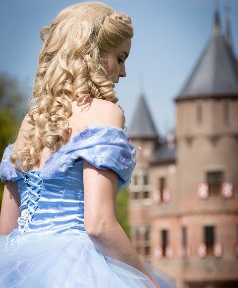 fairy-tale Cinderella Märchen Symbolbild