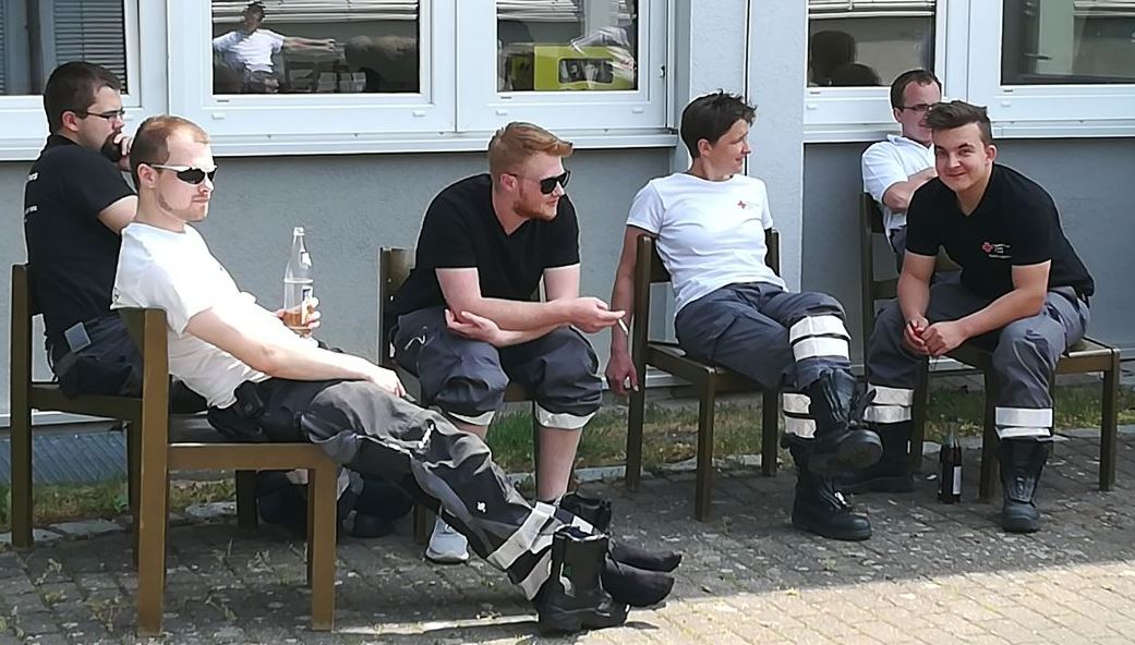 kurze_Zwischenpause Rettungssanitäter Ausbildung Weiterbildung BRK Kreisverband Weiden und NeustadtWN