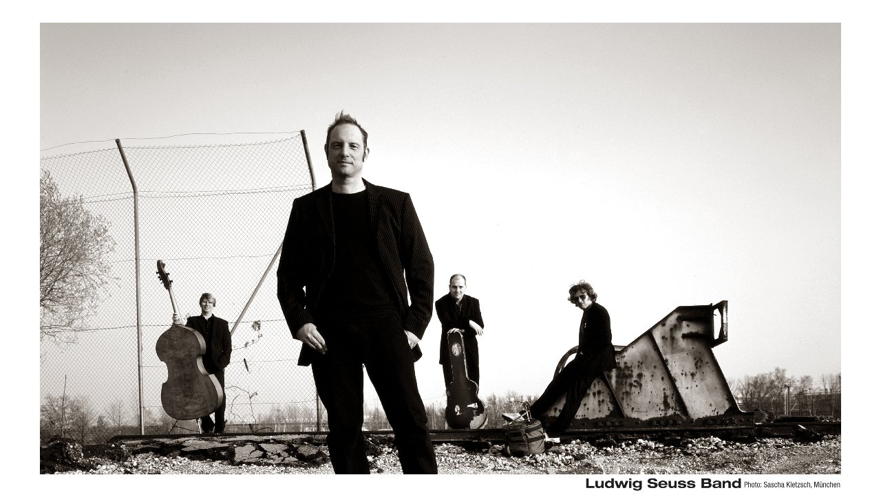 l_seuss_band_sw