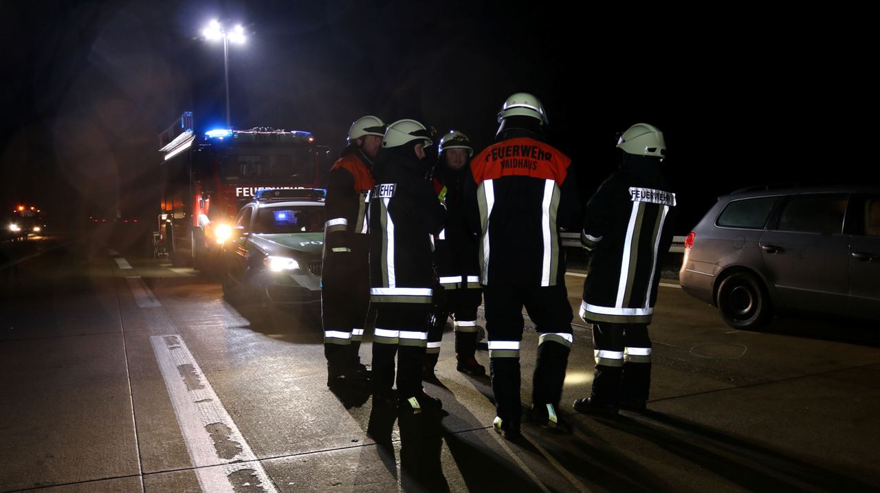 n5_160228_unfall_a6_waidhaus_14