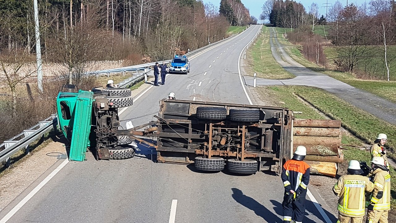Unimog Unfall Falkenberg