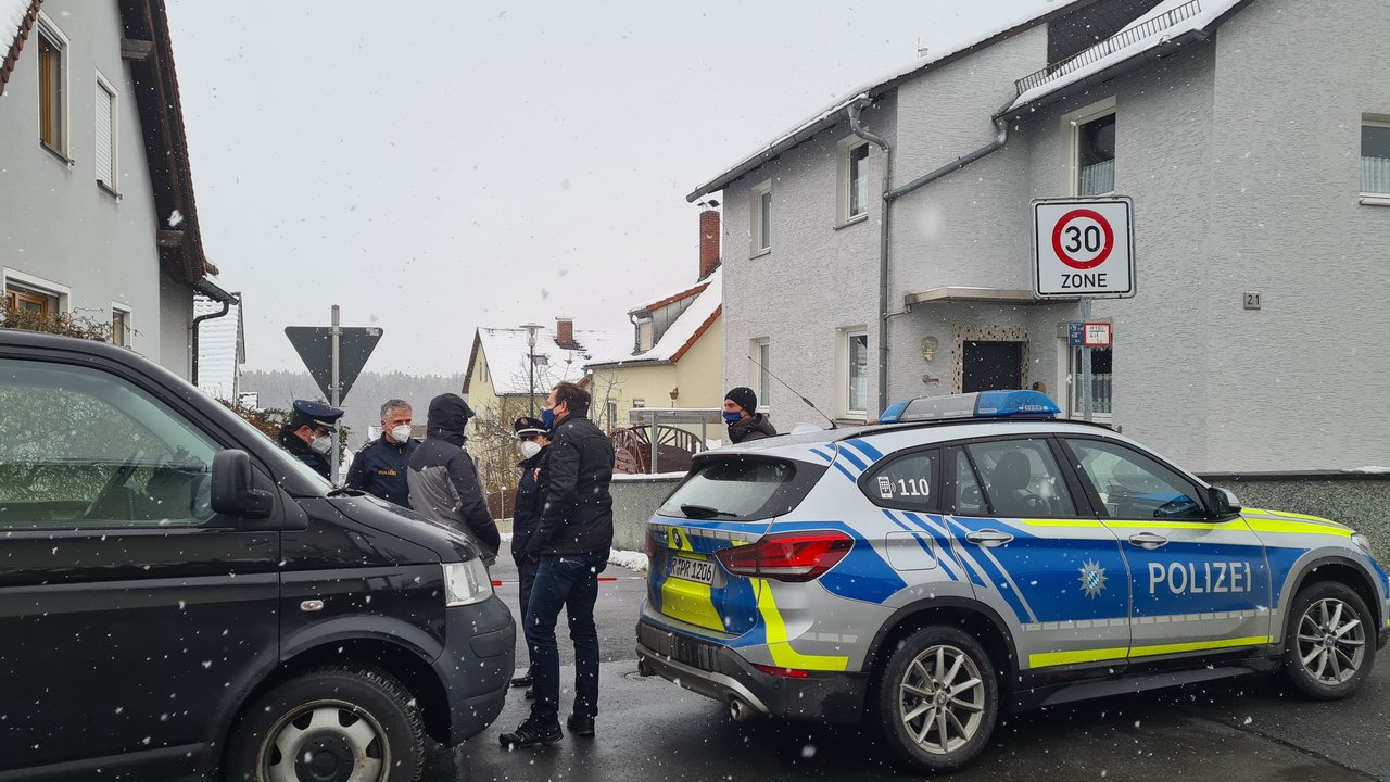 Raubüberfall Seniorin Weiden West