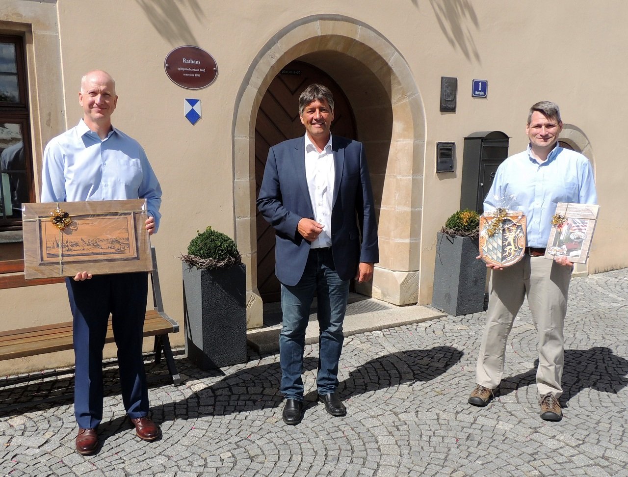 neuer Kommandeur der 41. US-Feldartilleriebrigade Oberst Daniel Miller Rathaus Edgar Knobloch Grafenwöhr Bild Gerald Morgenstern