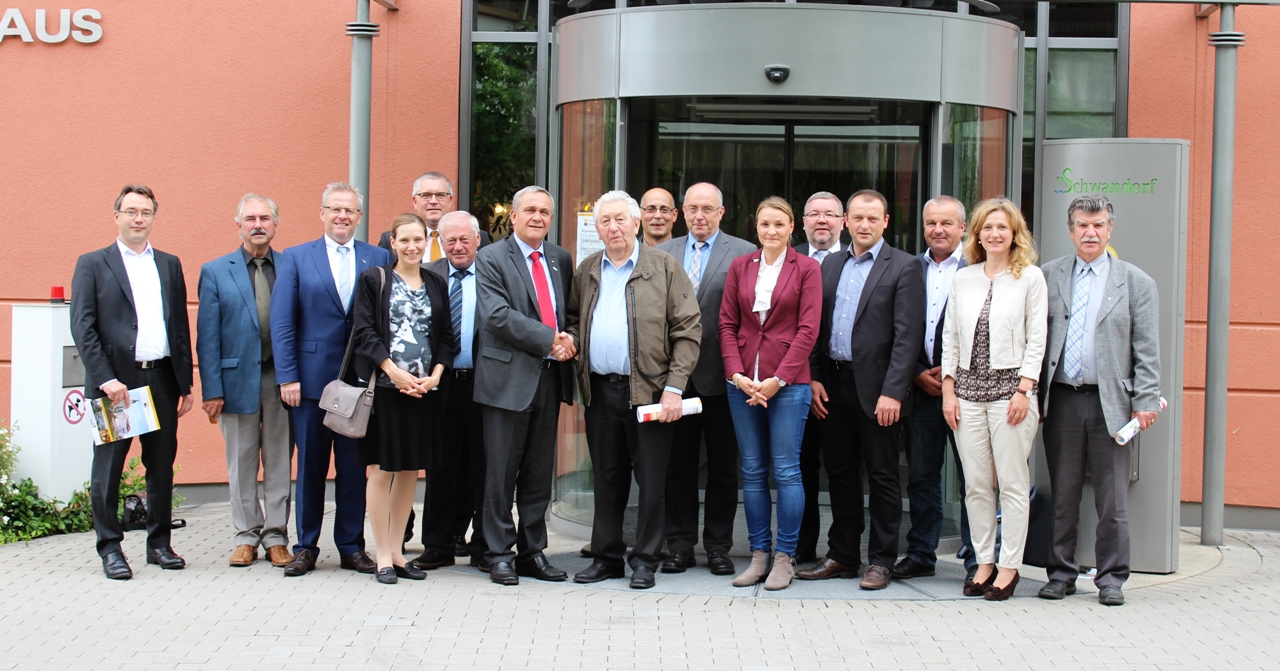 Gollwitzer GmbH neues Mitglied im "plus der oberpfalz e.V."