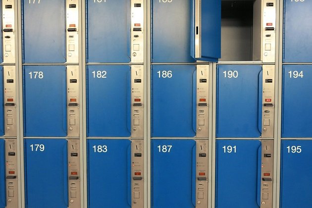 safe-deposit-box-456902_1280