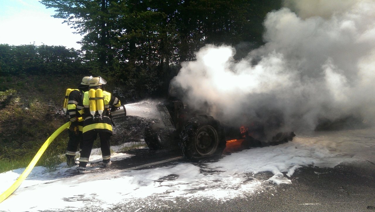Traktorbrand bei Ebendorf
