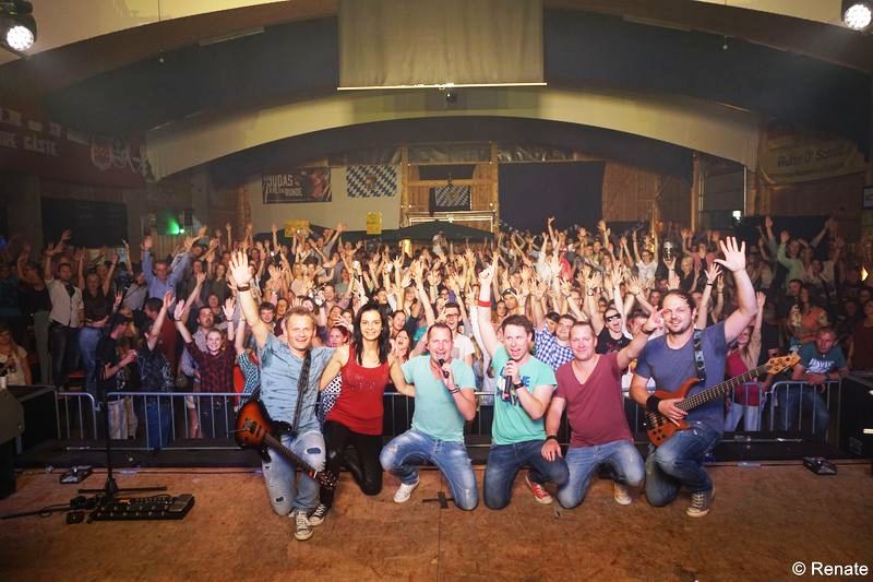 wl2210tok_Oschnitthalle_Bild