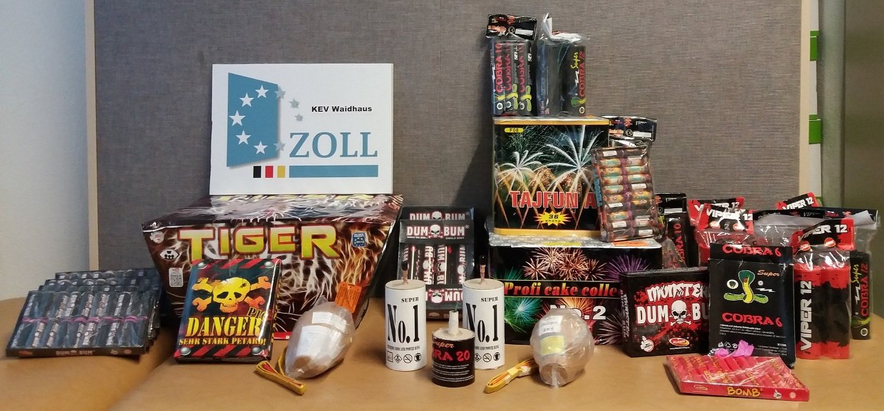 illegales Feuerwerk sichergestellt Fahndung Waidhaus