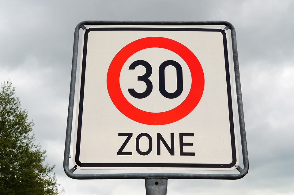 zone-30-337681_960_720