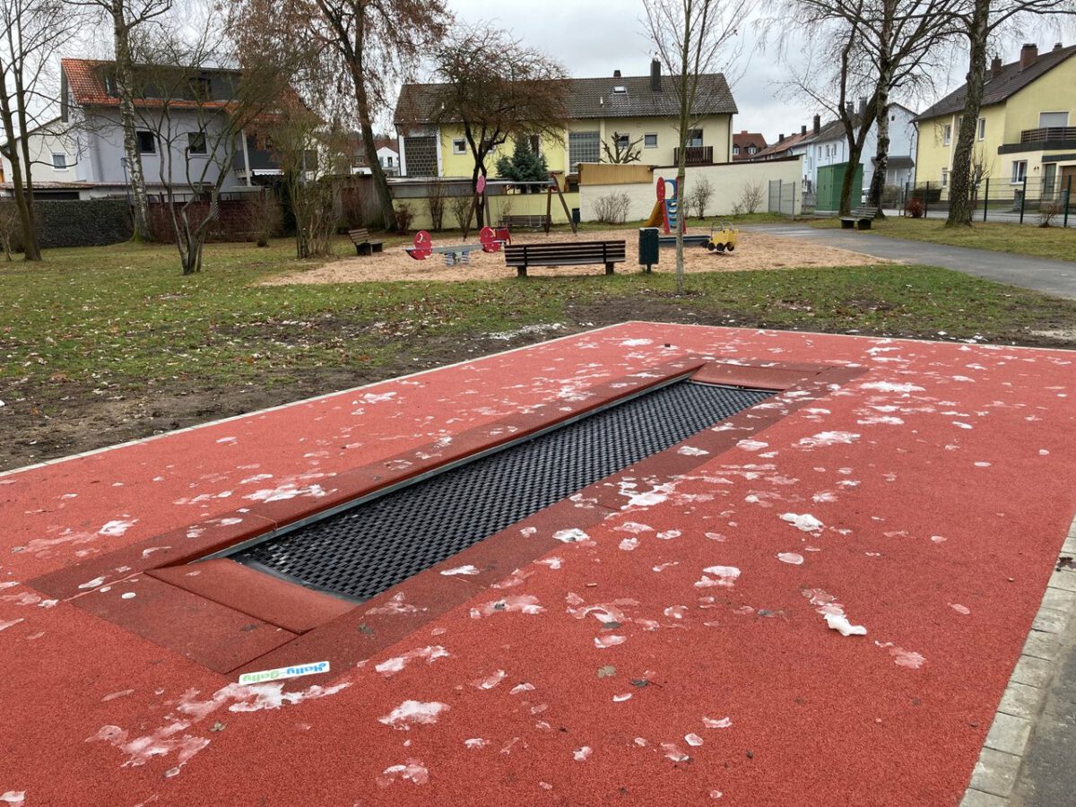 Trampolin für Rollstuhlfahrer in Weiden