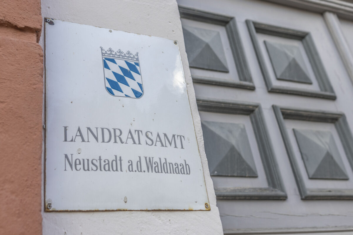 Landratsamt Neustadt/WN am Faschingsdienstag geschlossen