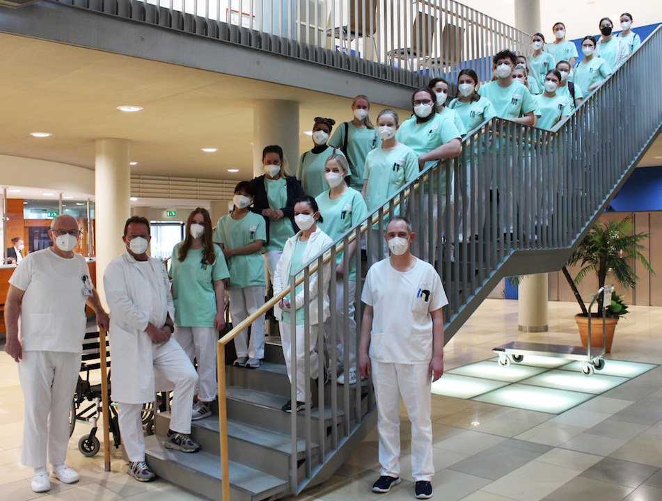 Corona: Patientenzahlen bleiben auf hohem Niveau