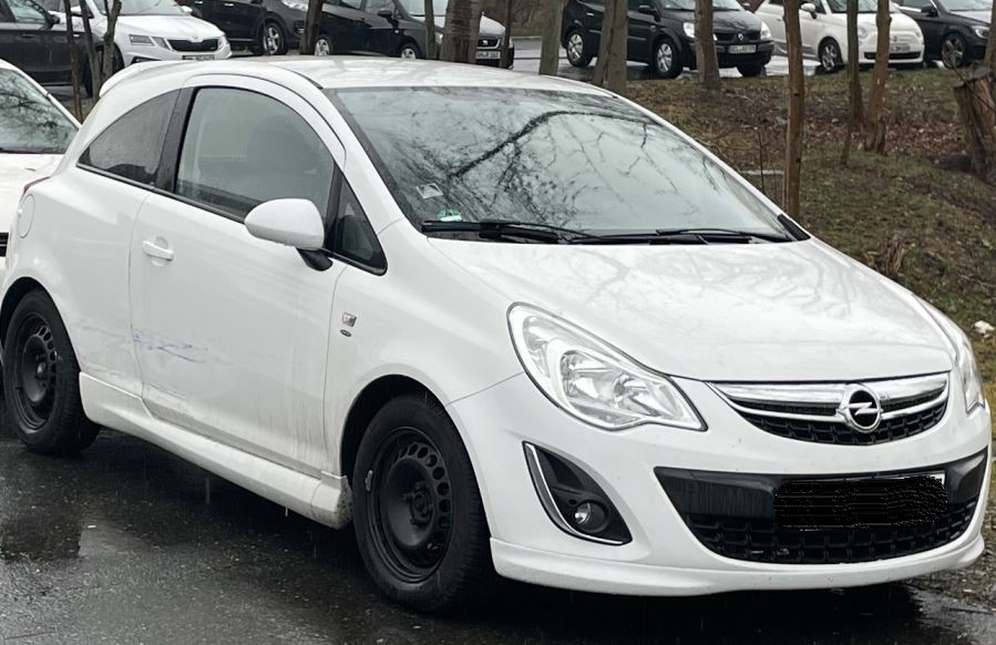 Wiesau: Wagen angefahren und geflohen