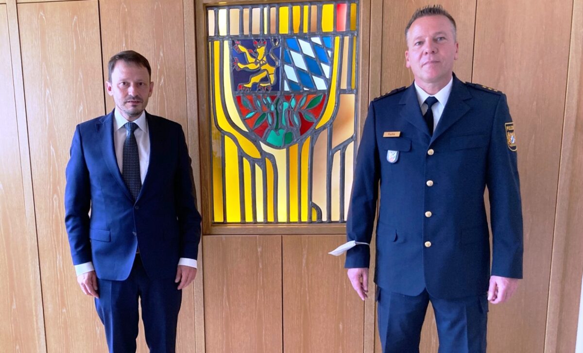 Antrittsbesuch Polizei Leiter Weiden Markus Fuchs Oberbürgermeister Jens Meyer Foto Stadt Weiden