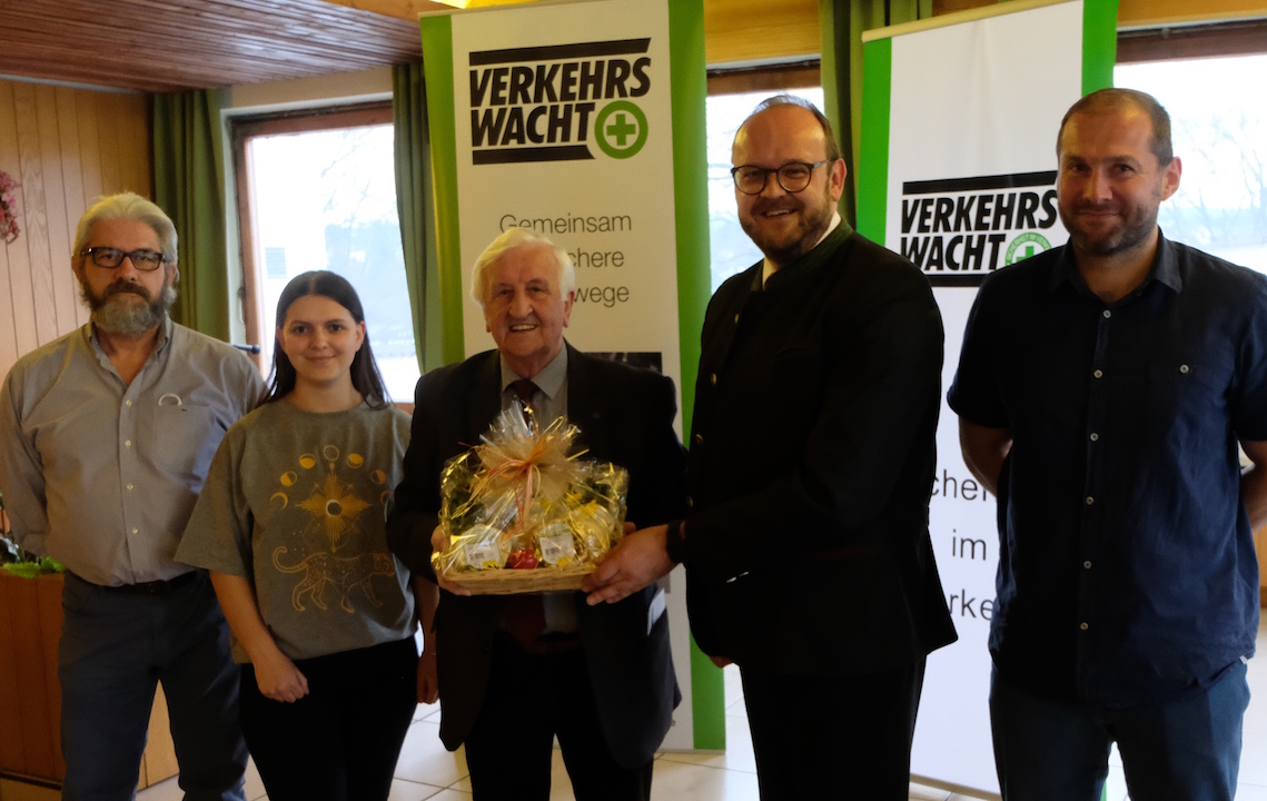 „Rettende Engel“: Kreisverkehrswacht begrüßt 25 neue Lotsen