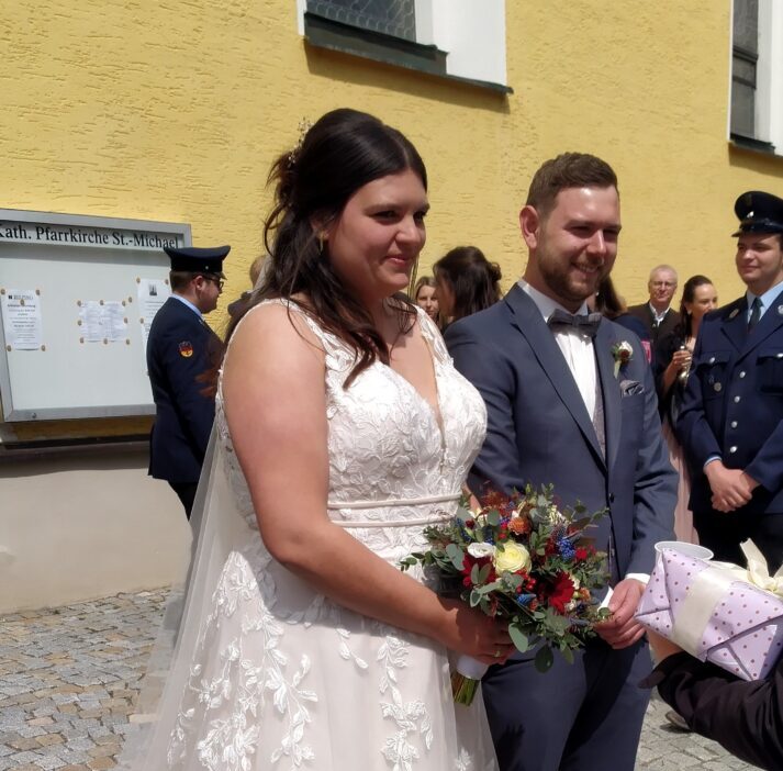 Feuerwehr kommt zur Hochzeit in Tännesberg