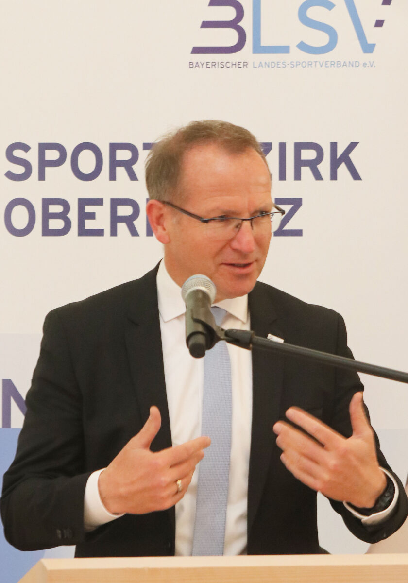 Neun Oberpfälzer für ihr Engagement im Sport geehrt