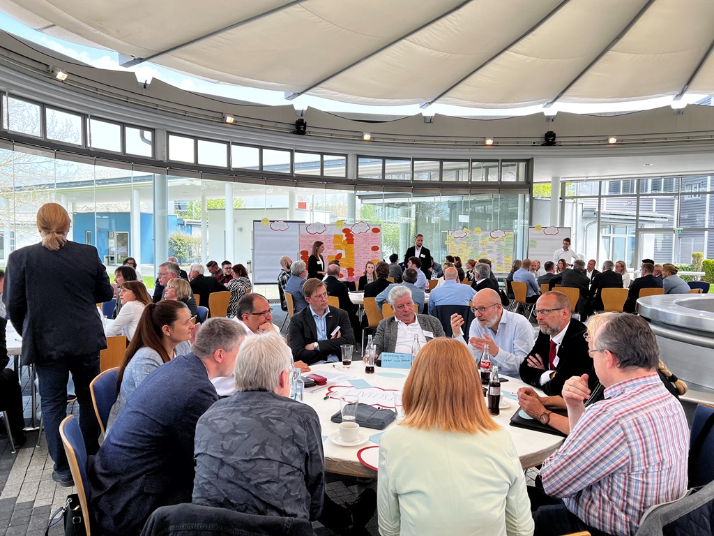 Zukunft des Landkreises Neustadt/WN gemeinsam gestalten