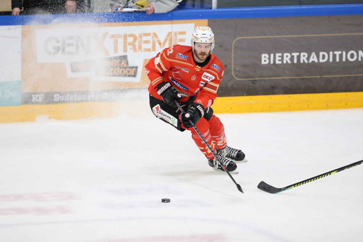 Zwei-Wege-Stürmer aus der DEL2 wechselt zu den Blue Devils Weiden