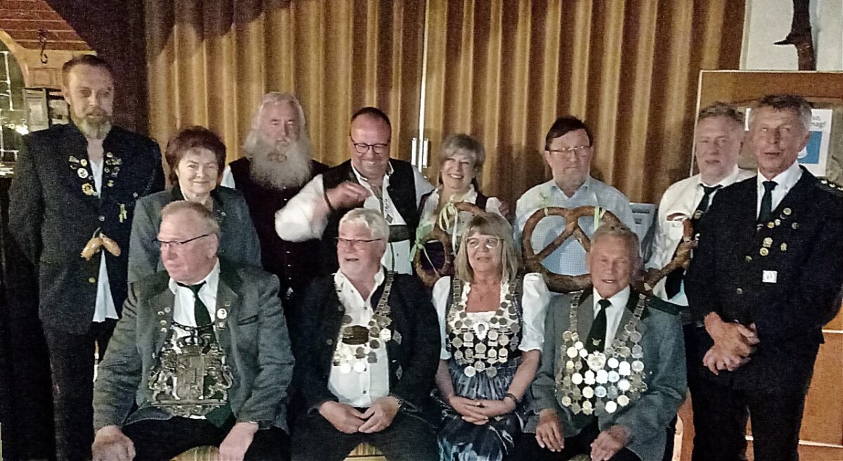 Heimatfreunde Mooslohe-Königsfeier Schützen Reinhard Kreuzer