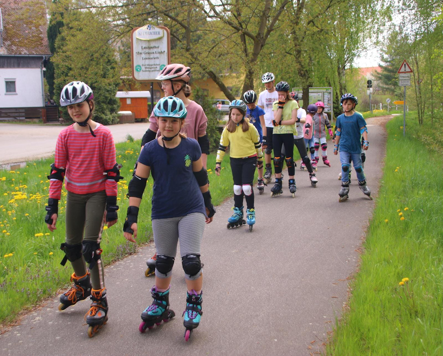 Inliner-Kurs: 23 Buben und Mädchen waren mit Feuereifer dabei