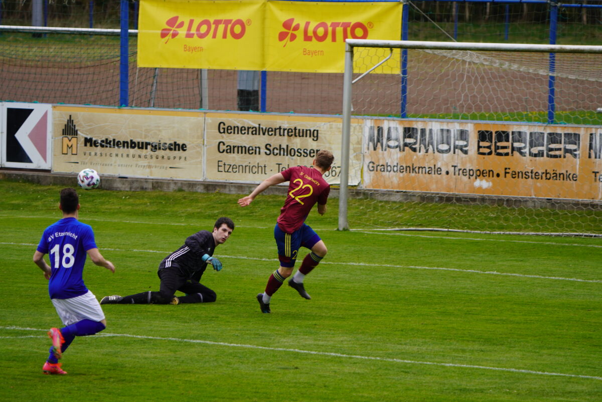 SV TuS/DJK Grafenwöhr gewinnt nach Elfmeterschießen den Totopokal