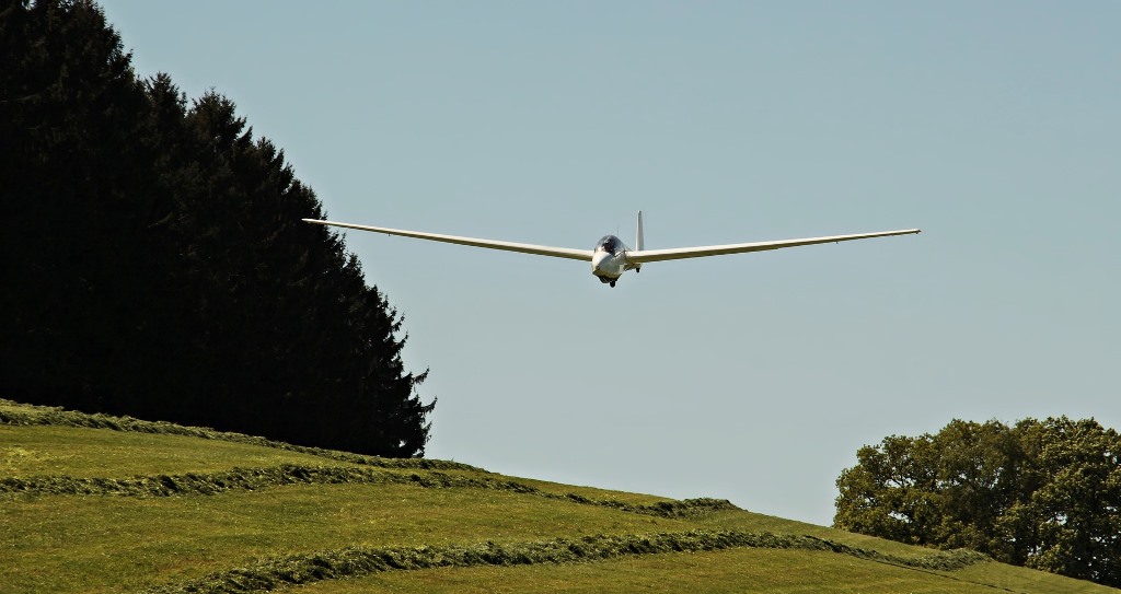 Modellflugzeug in Murner See abgestürzt