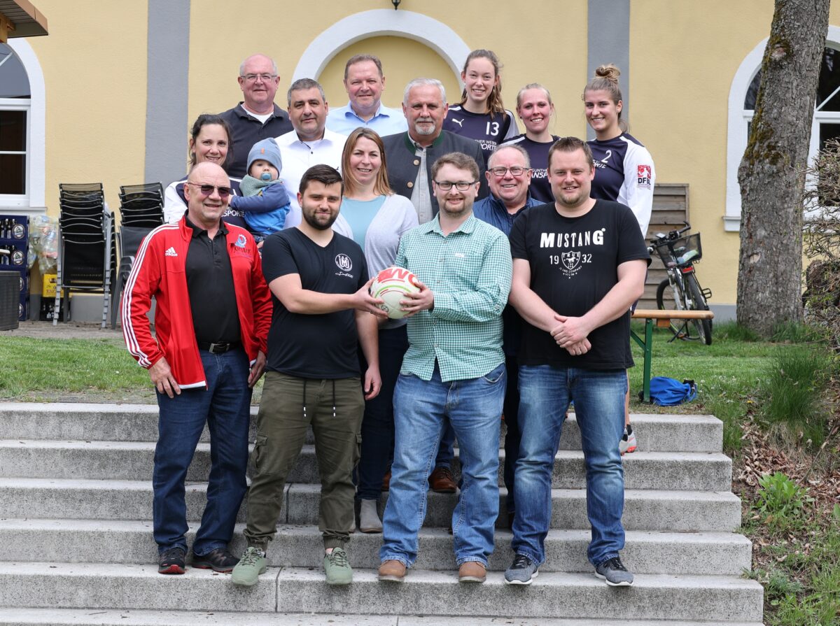 Nach fast zwei Jahren Zwangspause: Die TSG-Faustballer schlagen wieder auf