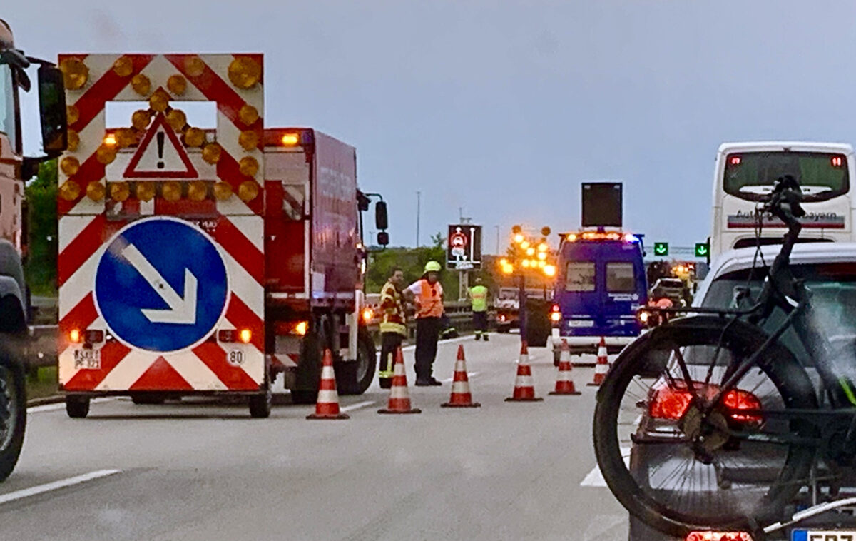 Brandgefährliches Nabburg: Dritter Fahrzeugbrand auf der A93 binnen eines Monats