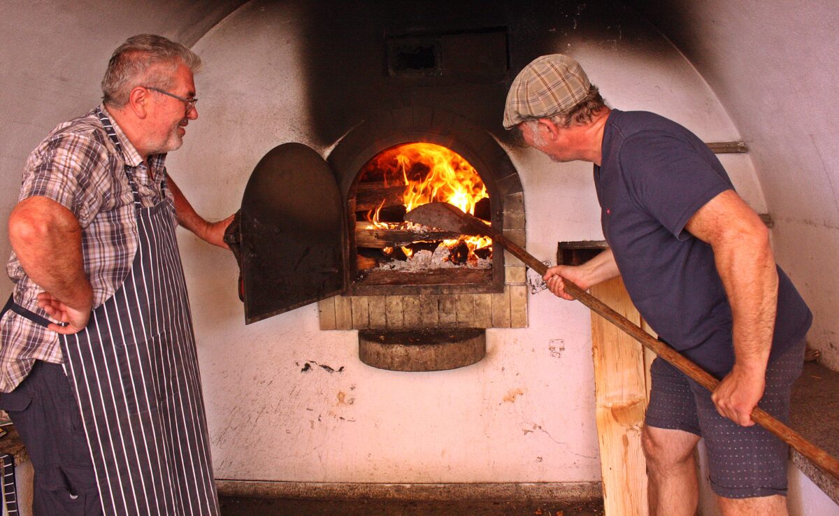 Trotz glühender Hitze: Kulinarische Spezialitäten aus dem Backofen