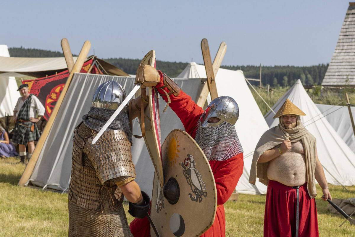 Bildergalerie und Video: Ein Wochenende mit Rittern, Spielleuten und Zauberern in Bärnau