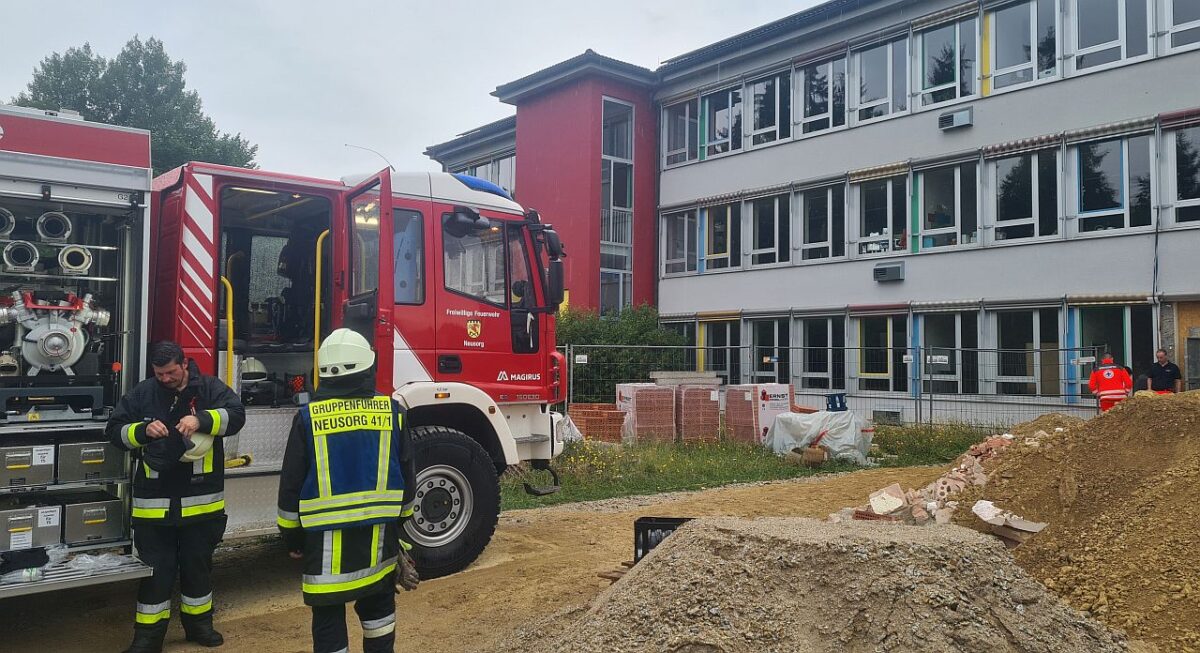 Feuerwehreinsatz an Fichtelnaabschule: Elektroanlage brennt