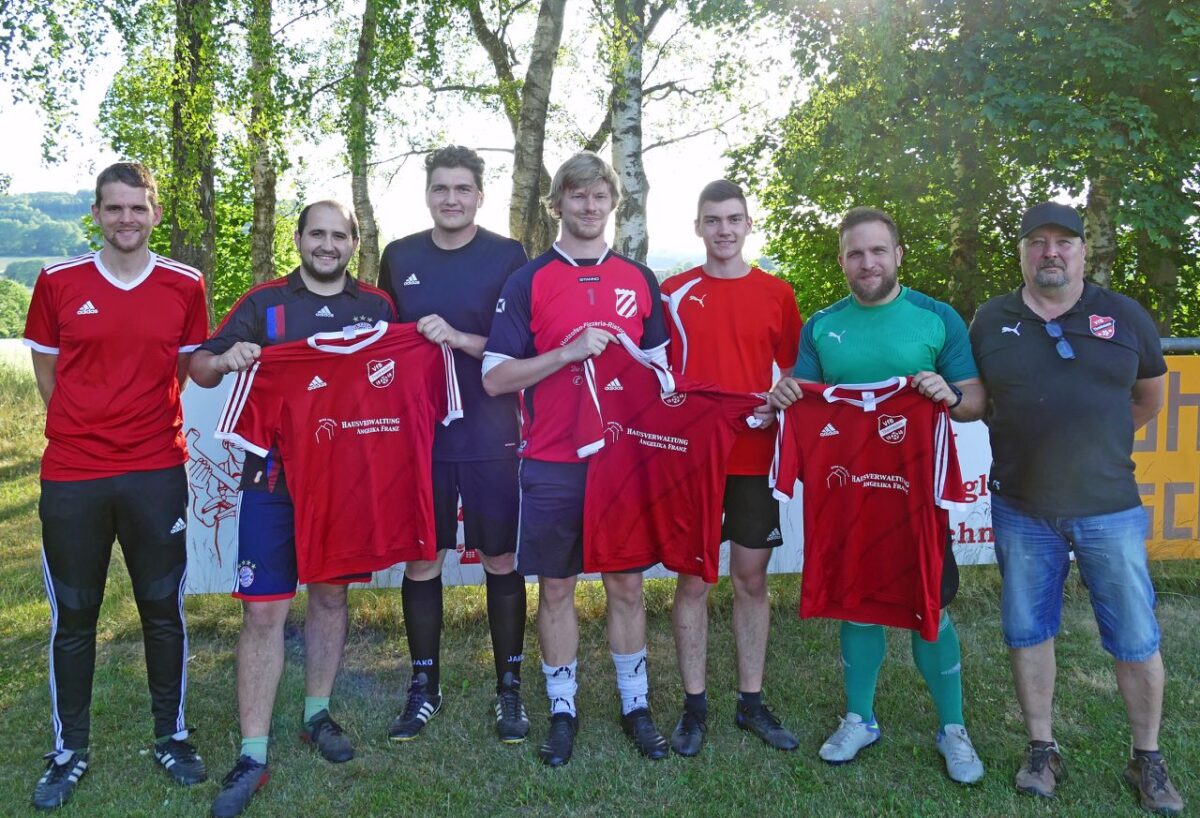 Großer Jubel in Thanhausen: Erster Aufstieg seit über 40 Jahren