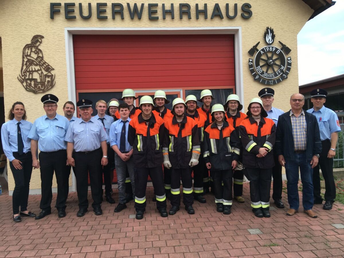 Fehlerfreie Feuerwehrprüfung abgelegt