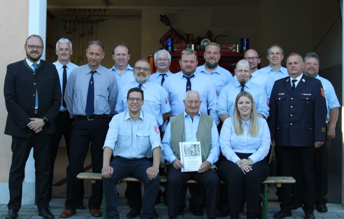 Feuerwehr Hammerles ehrt seine Jubilare