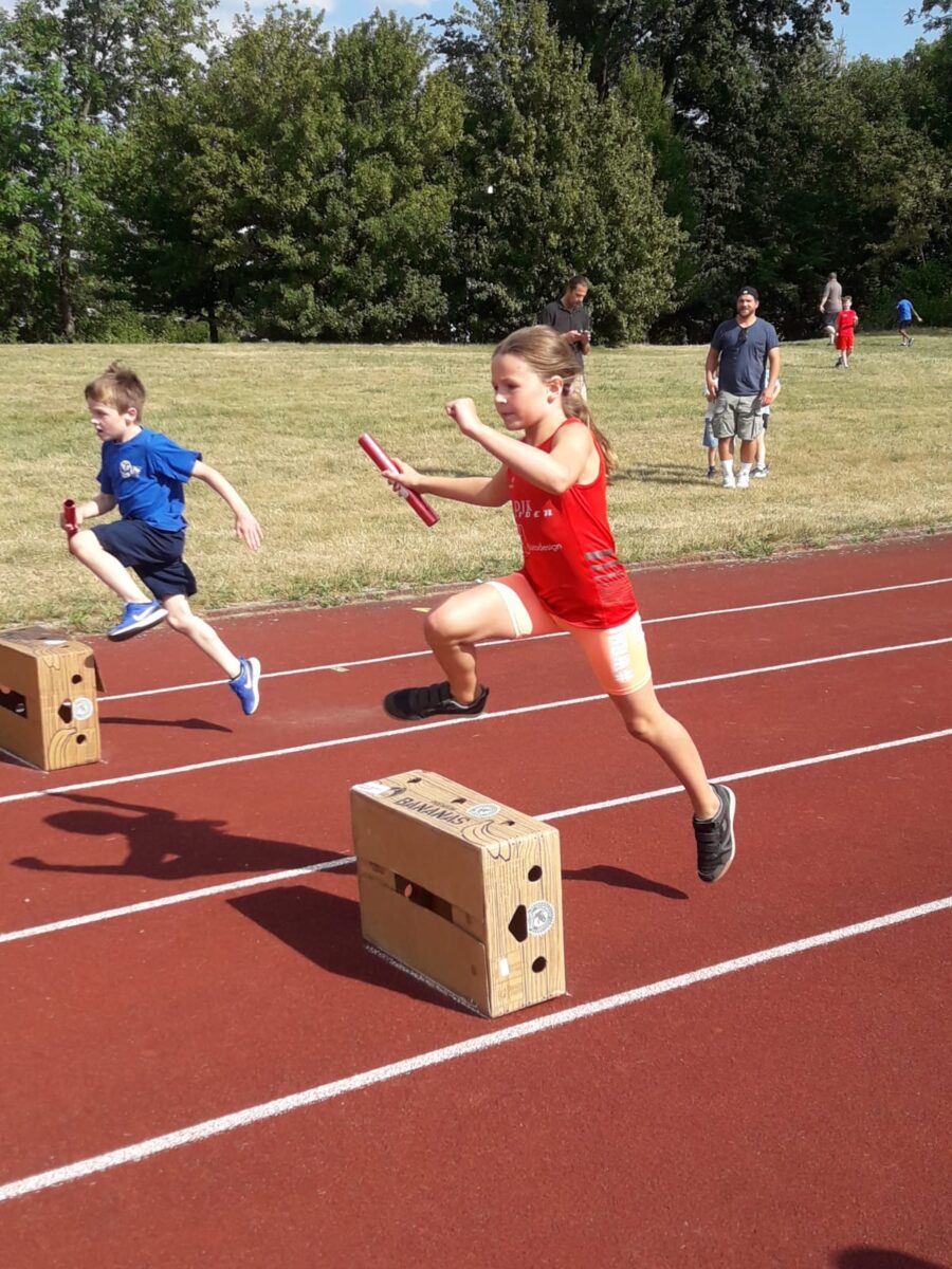 Junge Sportler liefern sich bei der DJK Weiden packende Wettkämpfe