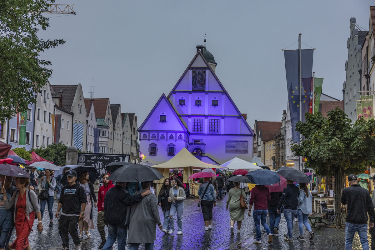 Feucht-Fröhliches Vergnügen: Weiden träumt ist nicht ins Wasser gefallen