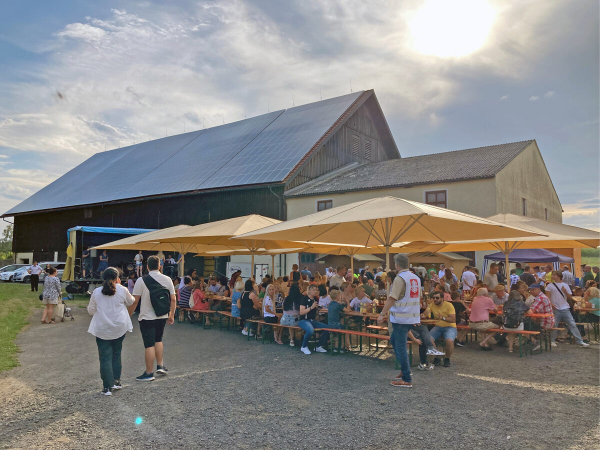 Helferfest in der Notunterkunft Fockenfeld