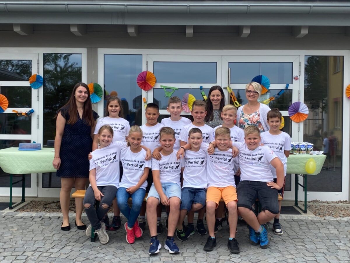 Mit Sport und Gottesdienst in die Sommerferien