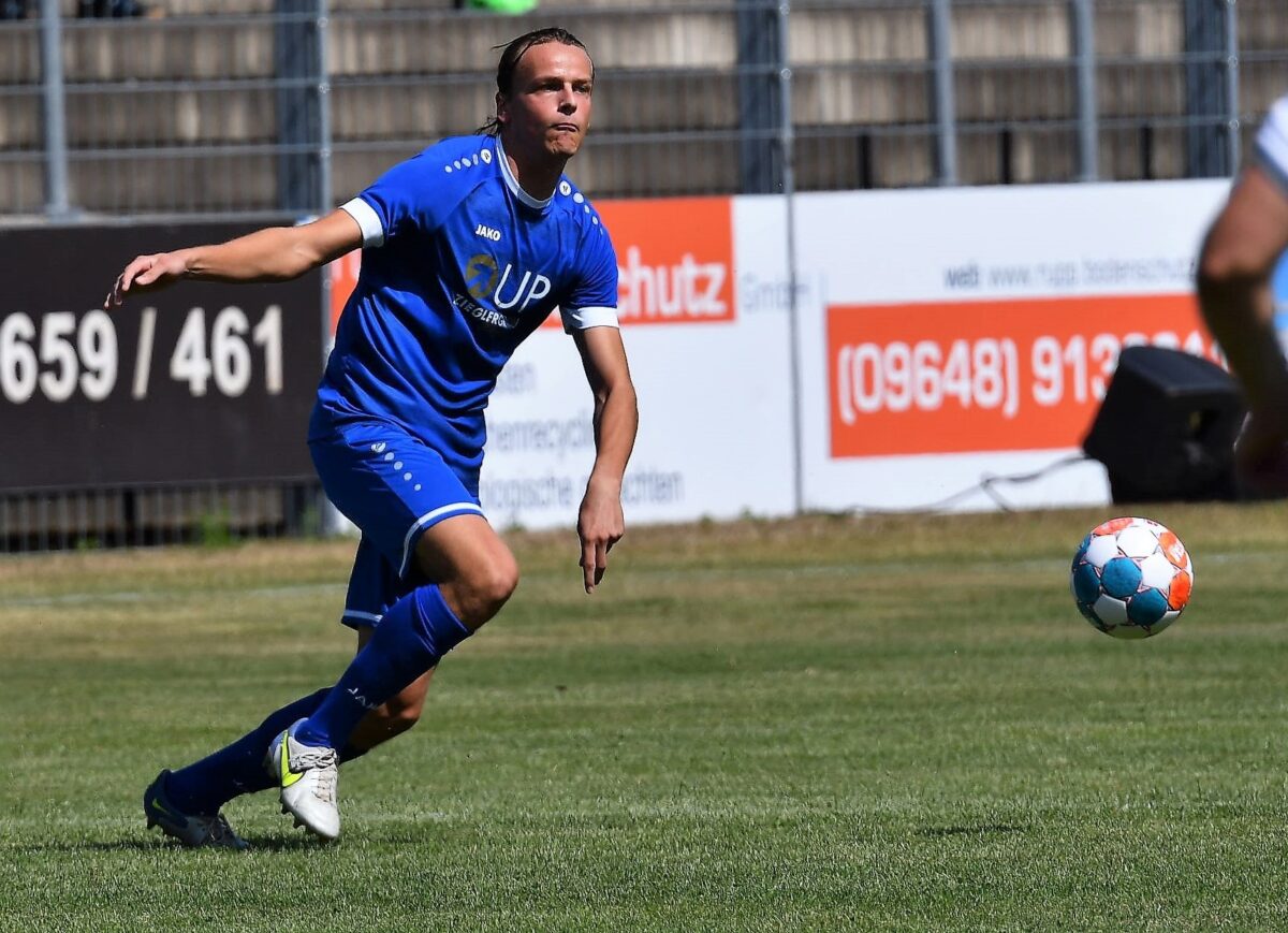 Felix Behnke will nach den vier Gegentreffern gegen Erlangen seine Abwehr sauber halten. Foto: Dagmar Nachtigall