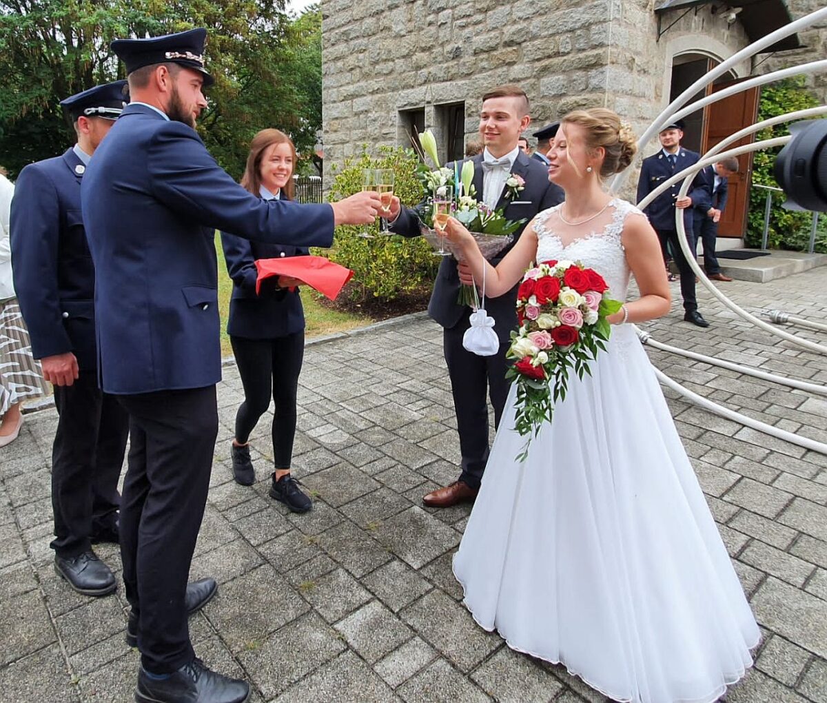 Julia und Richard Hammer geben sich das Jawort