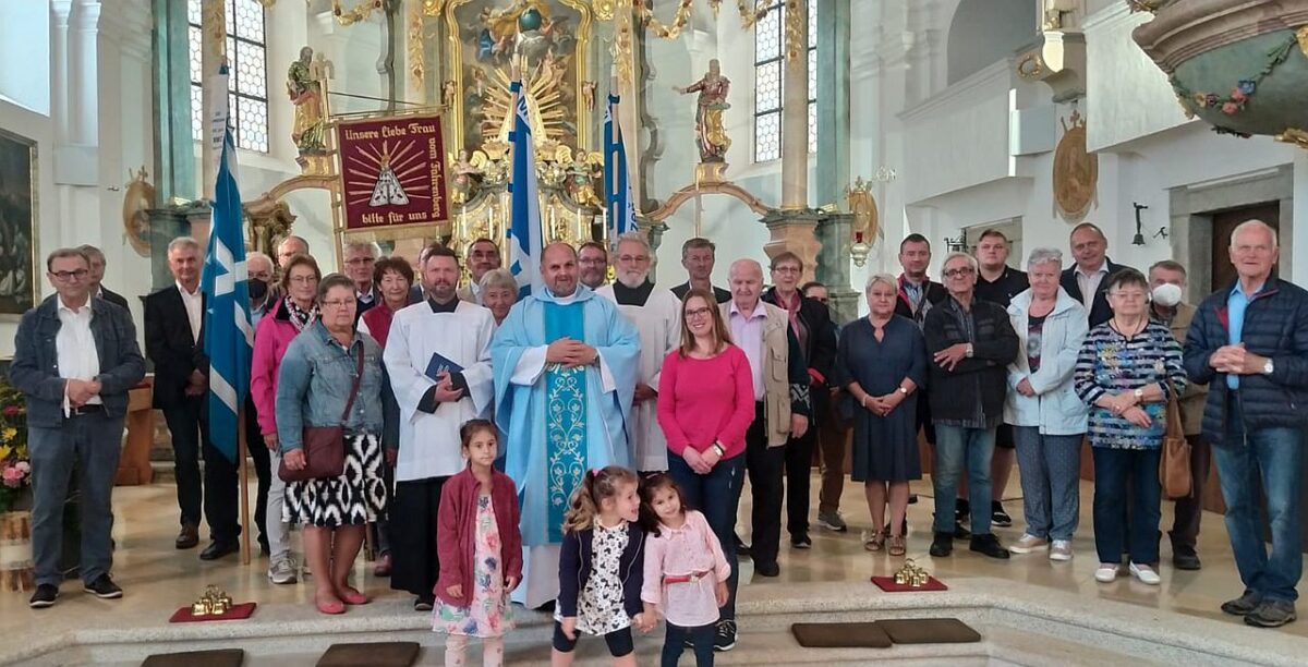 Tschechische Pilger besuchen die Freunde am "heiligen Berg der Oberpfalz"