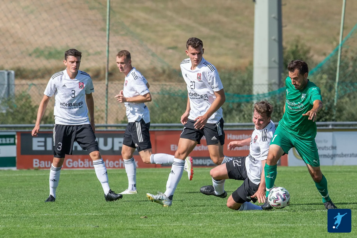 Bezirksliga: Nimmt Spitzenreiter SC Luhe-Wildenau die Hürde FC Weiden Ost?