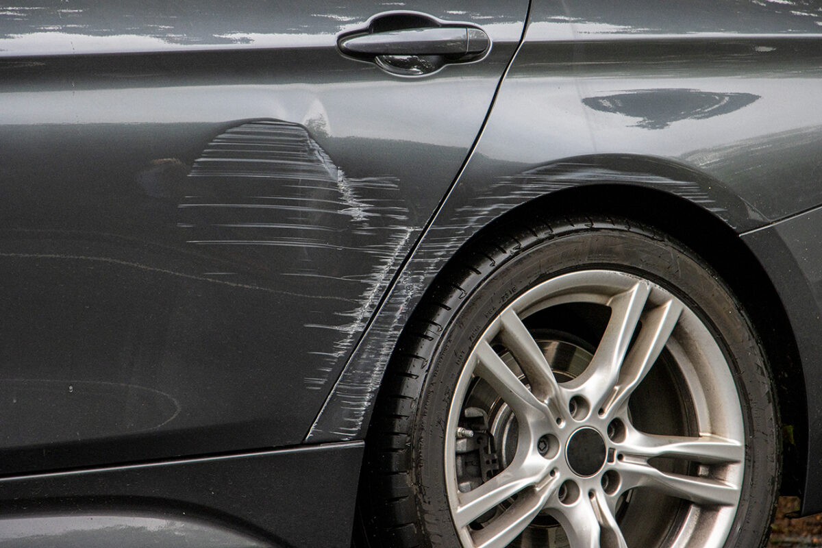 Ärgerlich für Autobesitzer: Mehrere Unfallfluchten in Weiden